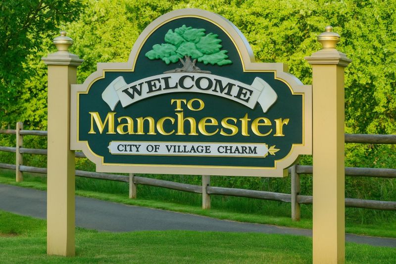 Best Siding Repair pros in Manchester, CT